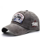 Bestickte Baseball Cap mit Alphabet-Motiv - Trendy Snapback