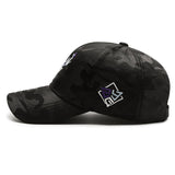 Bestickte Elch Baseballkappe - Premium Peaked Cap