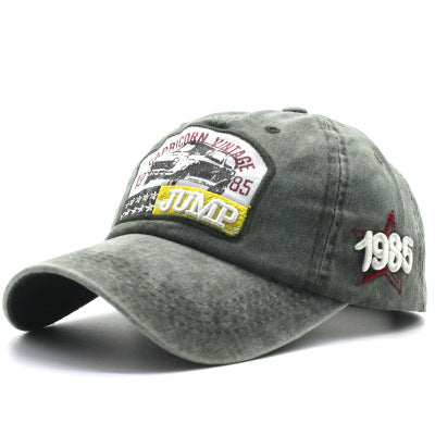 Bestickte Baseball Cap mit Alphabet-Motiv - Trendy Snapback